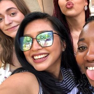 Meet your Posher, Aeleen